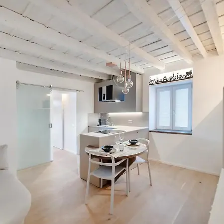 Land Here In A Center Apartment Bergamo