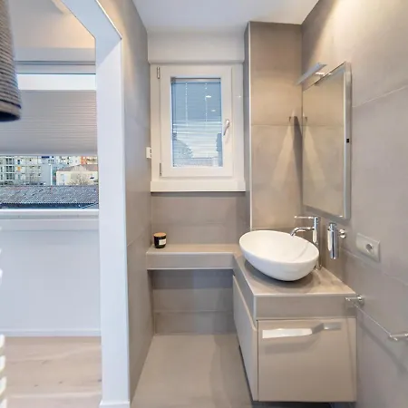 Land Here Apartment In A City Center Apartment