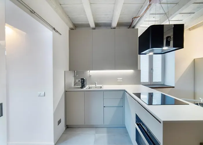 Apartament Land Here In A Center *